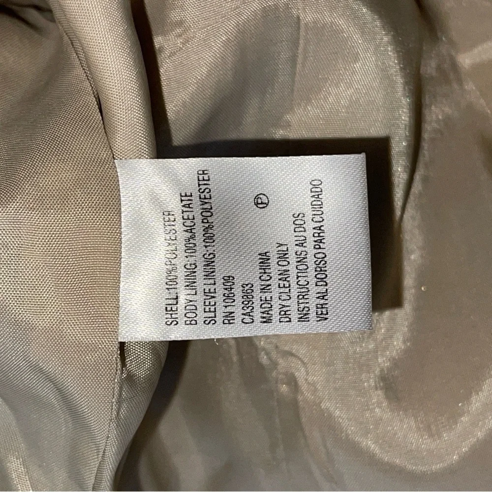 Tahari Arthur S Levine Size 6 Beige Tan Textured Belted Button Front Blazer EUC - Picture 5 of 12